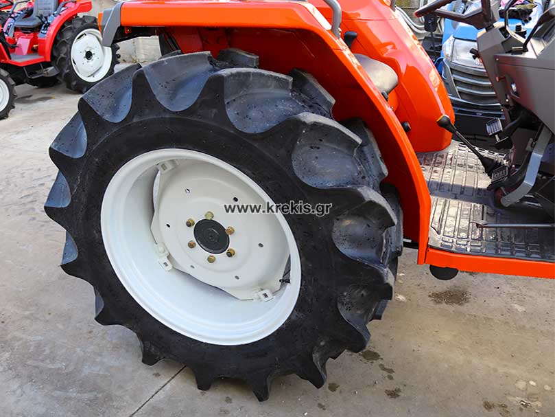 Τρακτέρ KUBOTA GL467