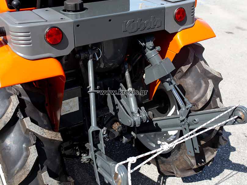 Τρακτέρ KUBOTA ASTE A-175DT με κουβά