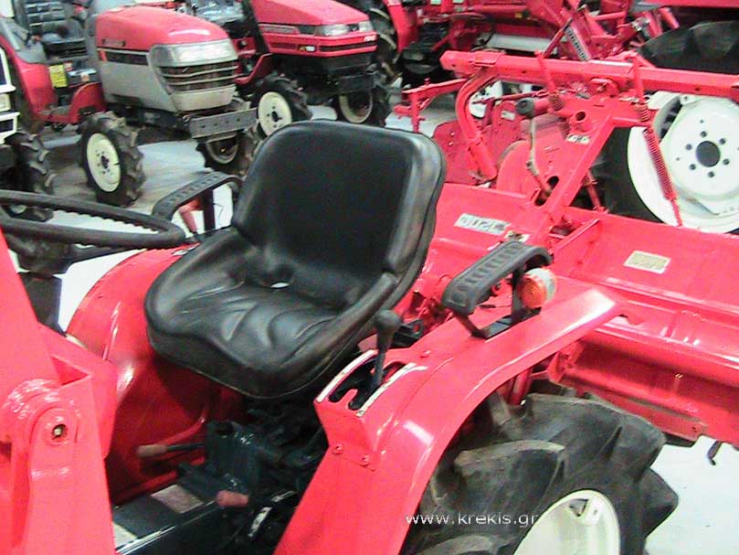 Τρακτέρ KUBOTA B 1402DT
