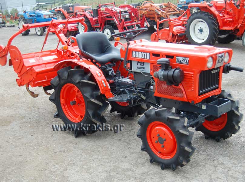 Τρακτέρ KUBOTA B7001DT
