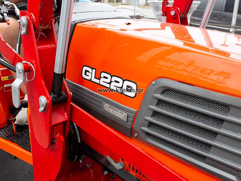 Τρακτέρ με κουβά KUBOTA GL220DT